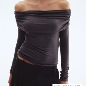 H&M Off-Shoulder Long Sleeve Top in Dark Gray